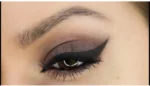 Eyeline Stencil – Reusable Eyeliner Stencil Set for Perfect Cat Eye and Winged Liner – Best Selling Product in UK - Image 4
